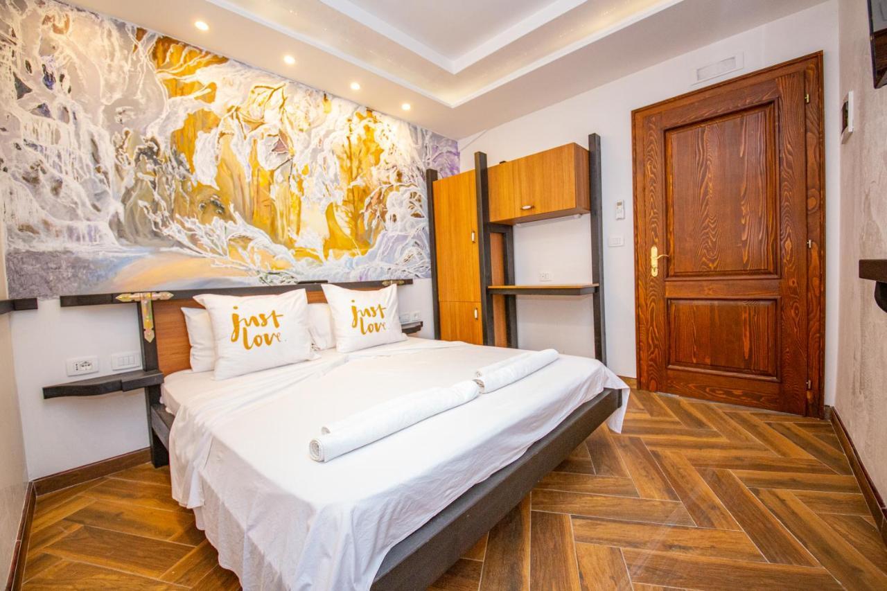 Hotel Legjenda Shkodër Exteriör bild