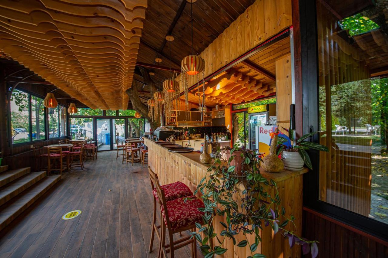 Hotel Legjenda Shkodër Exteriör bild