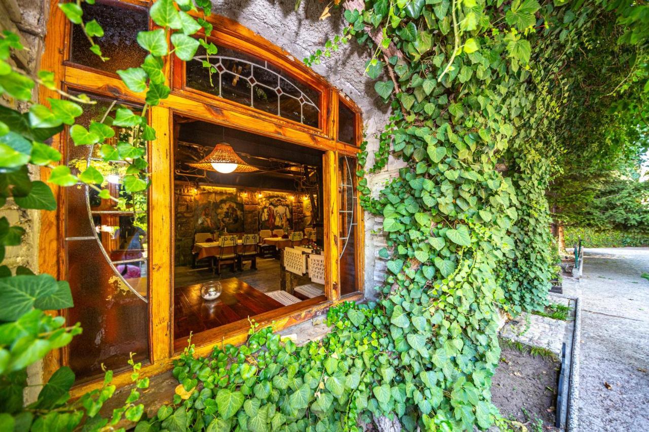 Hotel Legjenda Shkodër Exteriör bild
